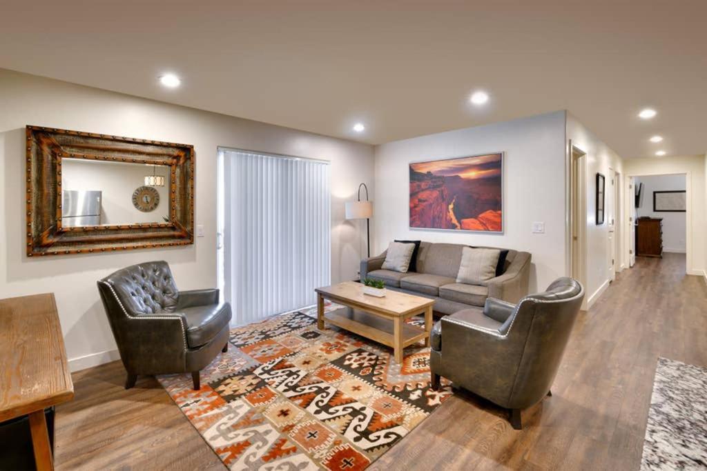 5C Sweet Redcliff Condo, Pool & Hot Tub Moab Exterior photo